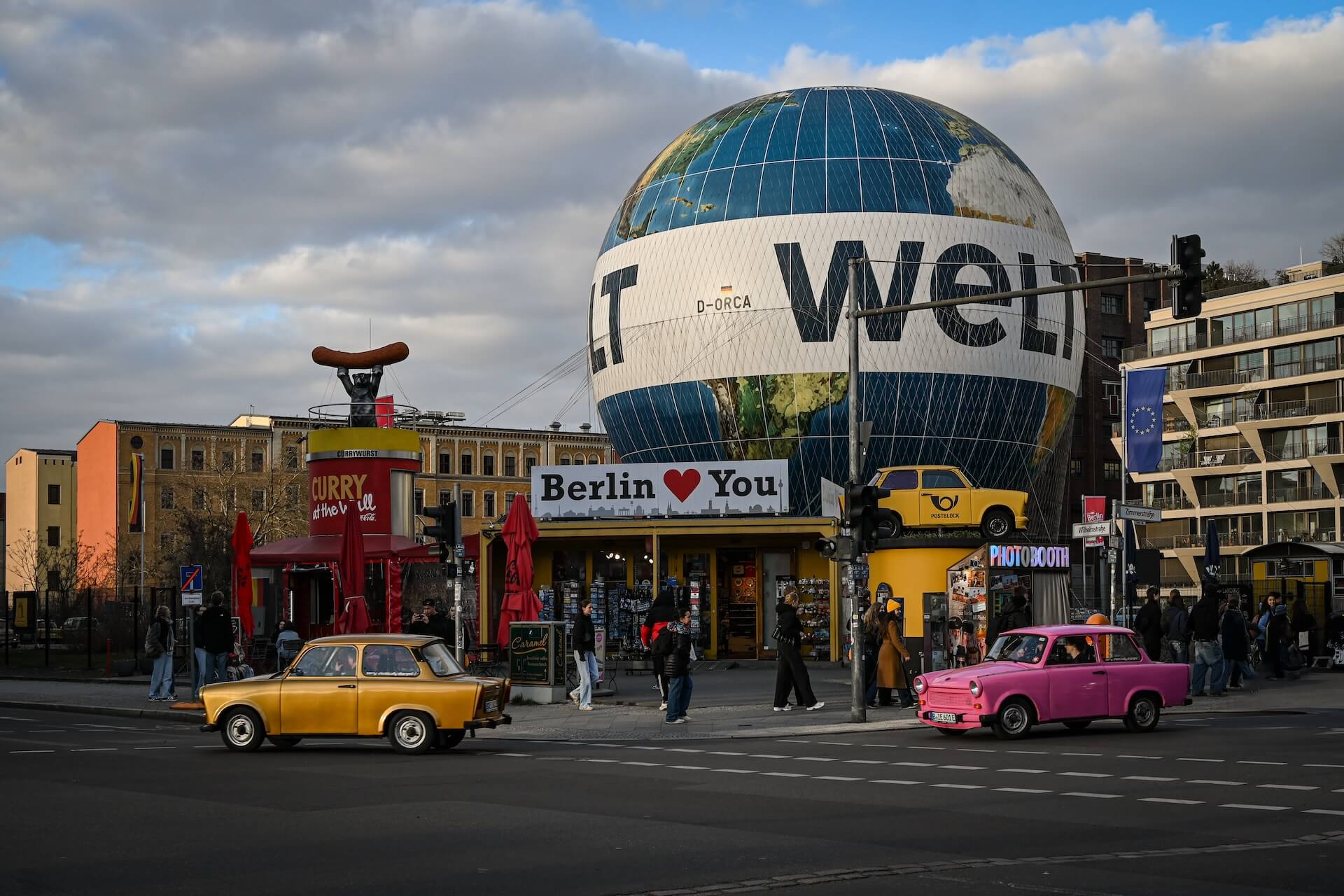 Oost-Duitse Trabantjes in Berlijn