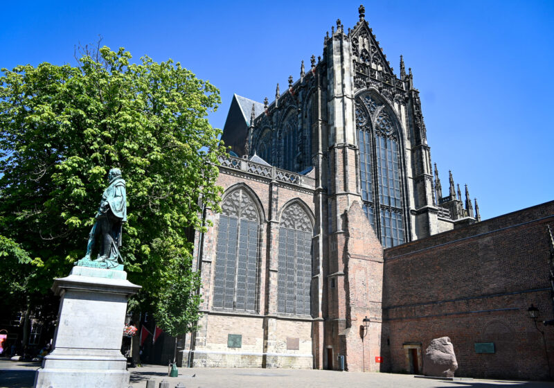 Domplein in Utrecht bezienswaardigheden
